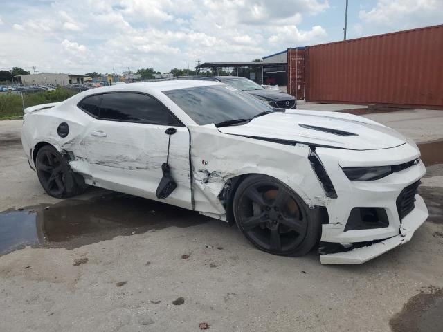  CHEVROLET CAMARO 2018 White