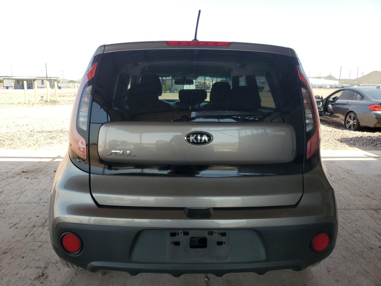 2018 Kia Soul VIN: KNDJN2A21J7606465 Lot: 64983335