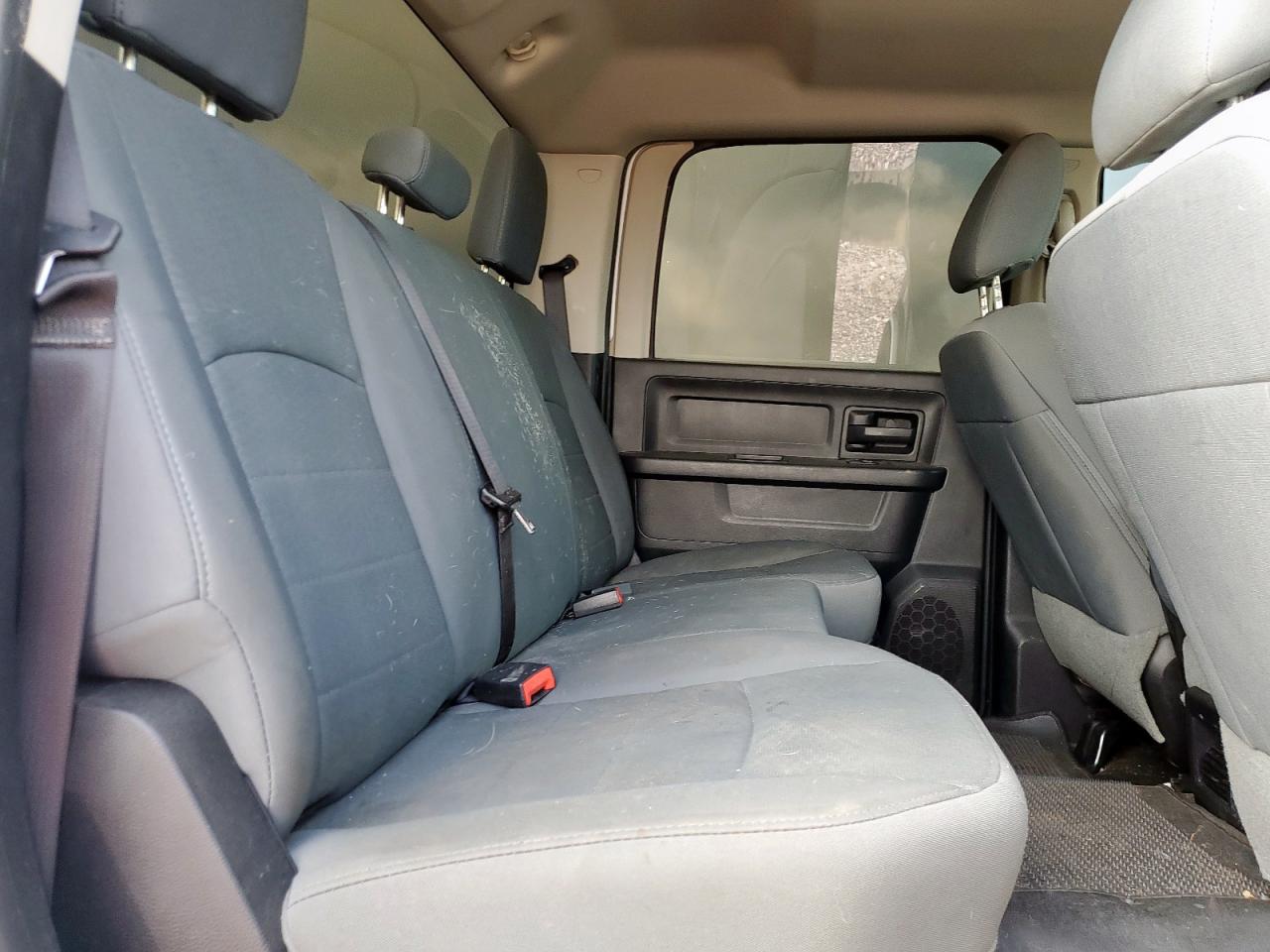 2015 Ram 2500 St VIN: 3C6UR5CJXFG710480 Lot: 64188555
