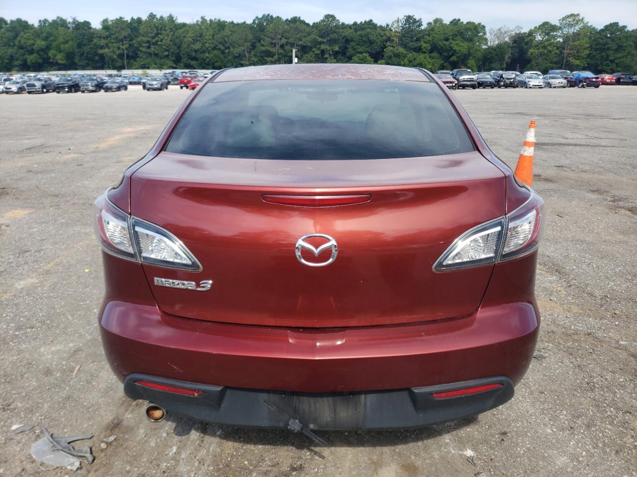 2010 Mazda 3 I VIN: JM1BL1SG3A1311370 Lot: 63157245