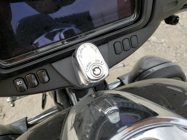2022 HARLEY-DAVIDSON FLHTCUTG   