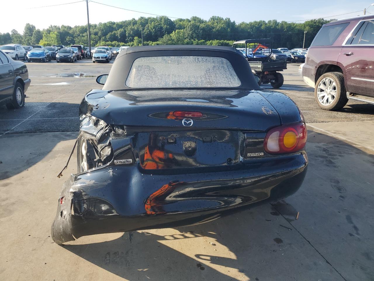 2000 Mazda Mx-5 Miata Base VIN: JM1NB3537Y0154043 Lot: 64363245