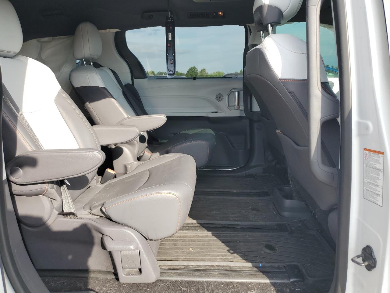 2021 Toyota Sienna Xse VIN: 5TDDSKFC0MS035679 Lot: 65329995
