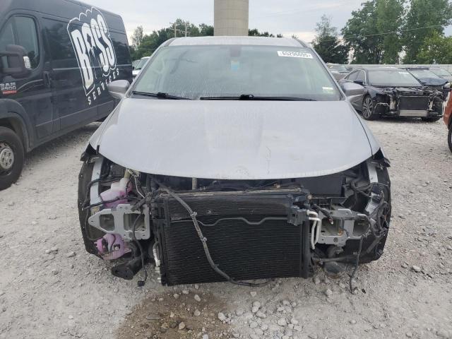  CHRYSLER PACIFICA 2018 Srebrny