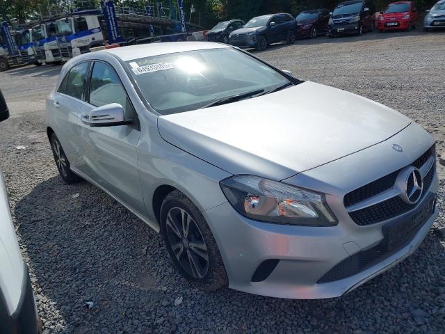 2016 MERCEDES BENZ A 180 D SE