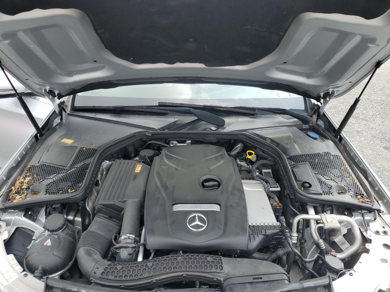 2016 Mercedes-Benz C 300 4Matic VIN: 55SWF4KB5GU100880 Lot: 64311755