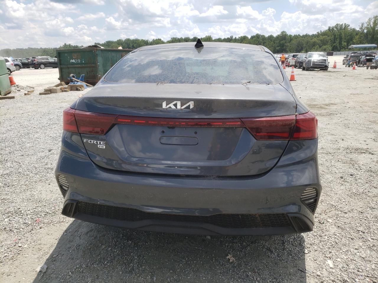3KPF24AD3NE457316 2022 Kia Forte Fe
