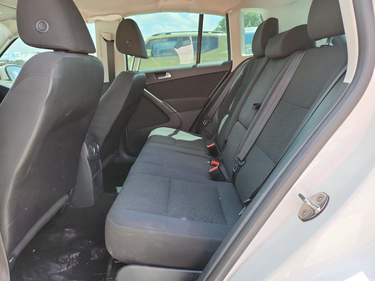 2012 Volkswagen Tiguan S VIN: WVGAV7AXXCW550703 Lot: 66713725