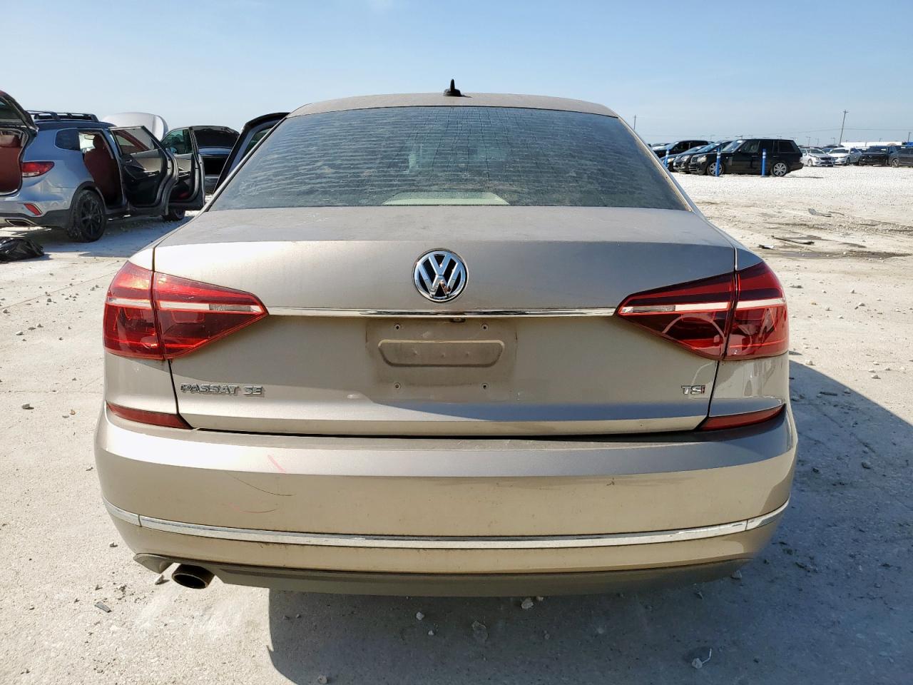 2017 Volkswagen Passat Se VIN: 1VWBT7A34HC079214 Lot: 65234905