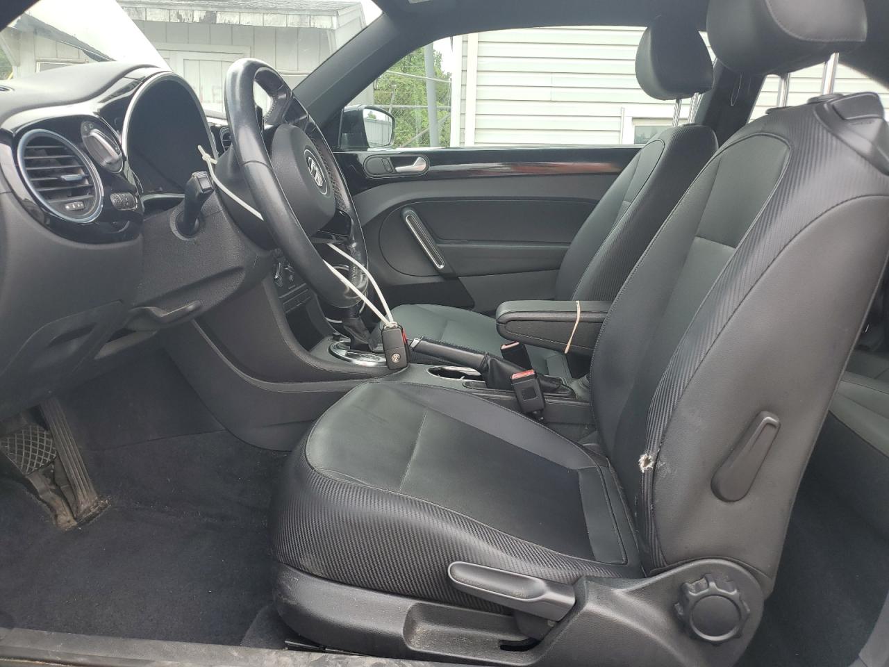 2013 Volkswagen Beetle VIN: 3VWJP7AT6DM660125 Lot: 64727235