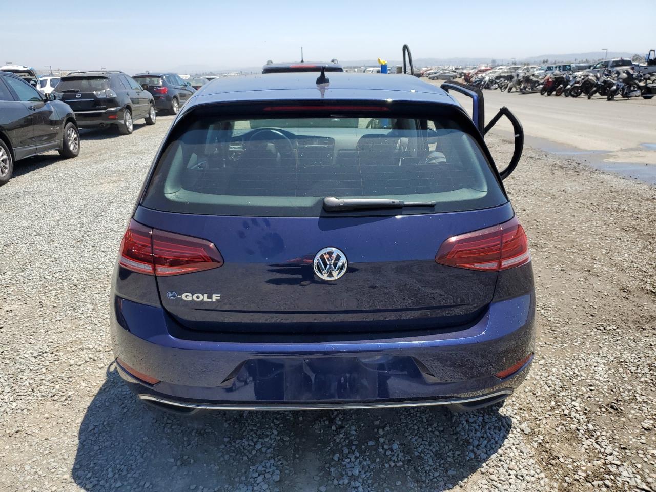 2019 Volkswagen E-Golf Se VIN: WVWKR7AU4KW910159 Lot: 64265925