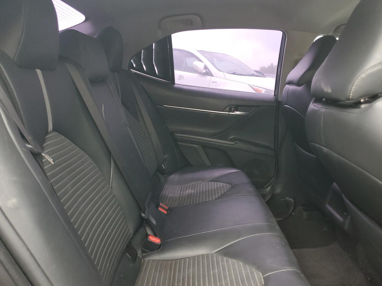 2019 Toyota Camry L VIN: 4T1B11HK4KU801894 Lot: 62365975