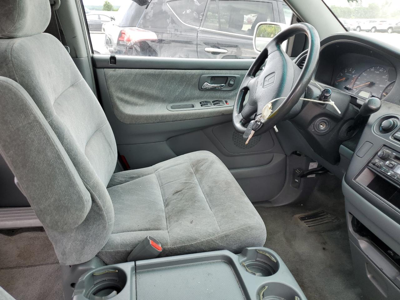 2001 Honda Odyssey Ex VIN: 2HKRL18631H005470 Lot: 65431335