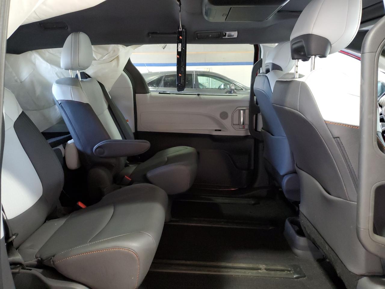 2021 Toyota Sienna Xse VIN: 5TDDRKEC5MS060266 Lot: 64809815