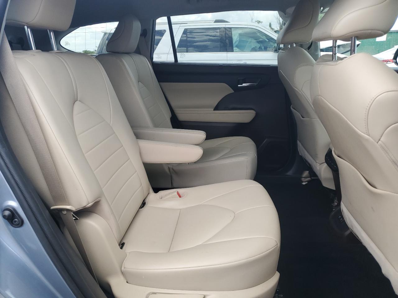 2021 Toyota Highlander Xle VIN: 5TDGZRAH3MS060046 Lot: 65204085