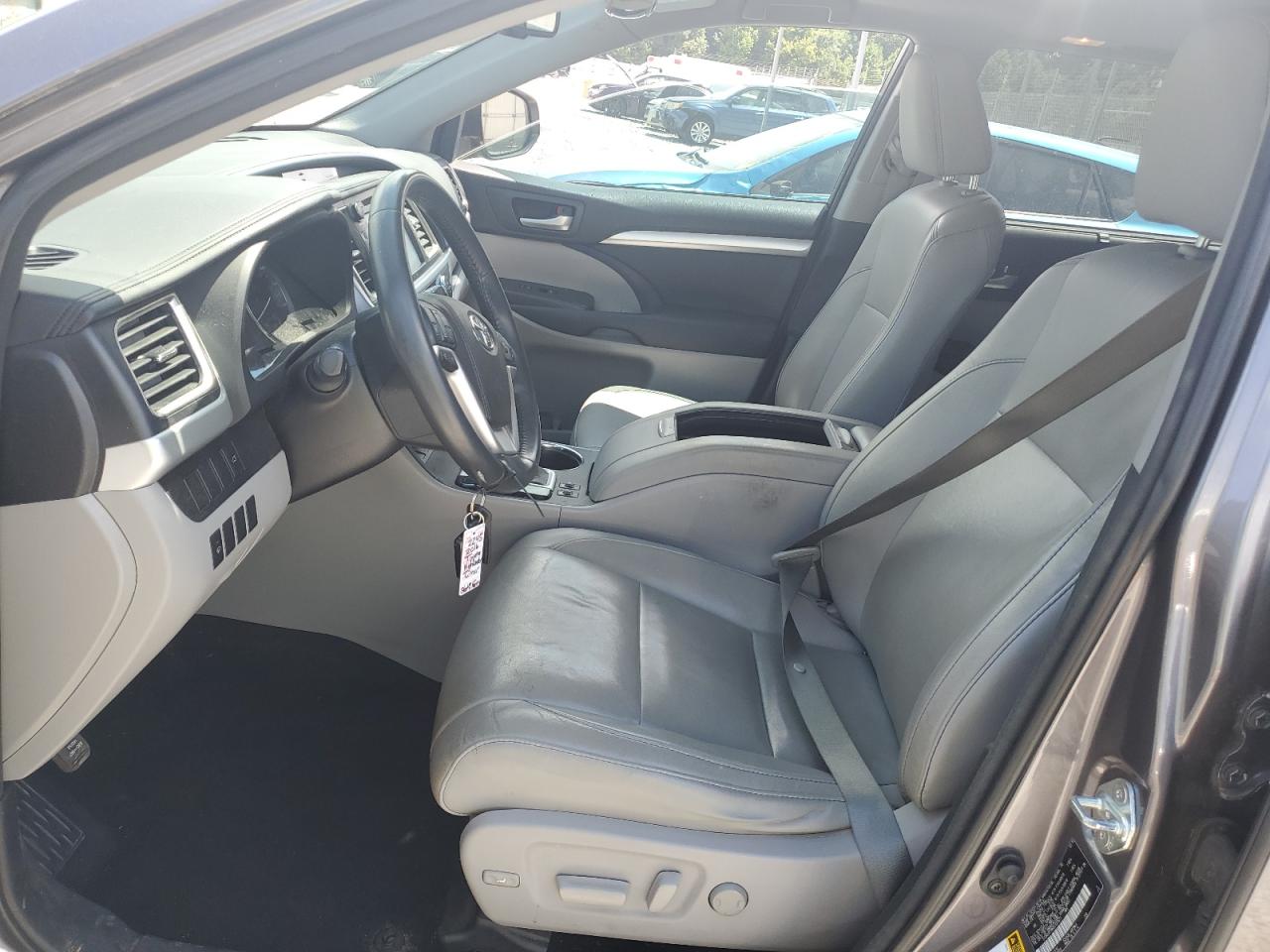 2016 Toyota Highlander Xle VIN: 5TDKKRFH6GS127573 Lot: 64241515