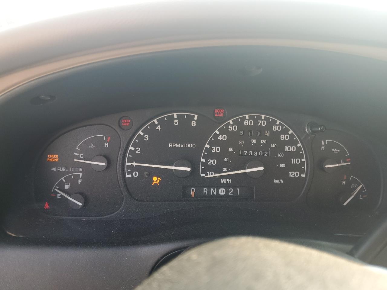 1999 Ford Explorer VIN: 1FMZU32E0XZA43017 Lot: 64121535