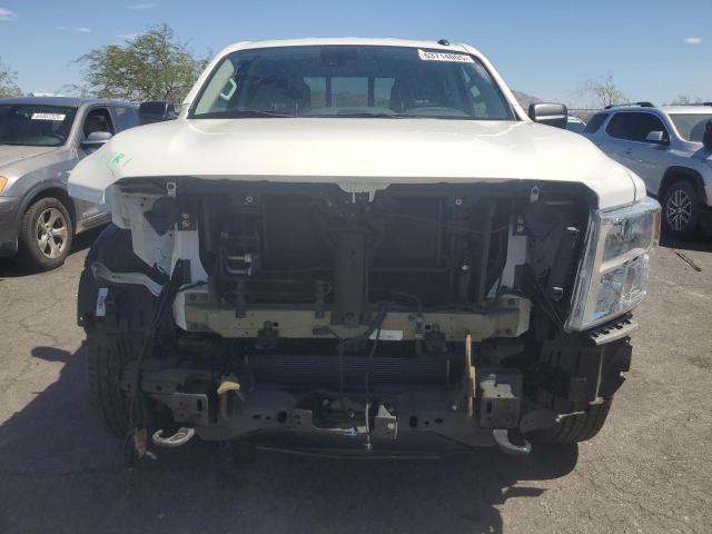  NISSAN TITAN 2021 Biały