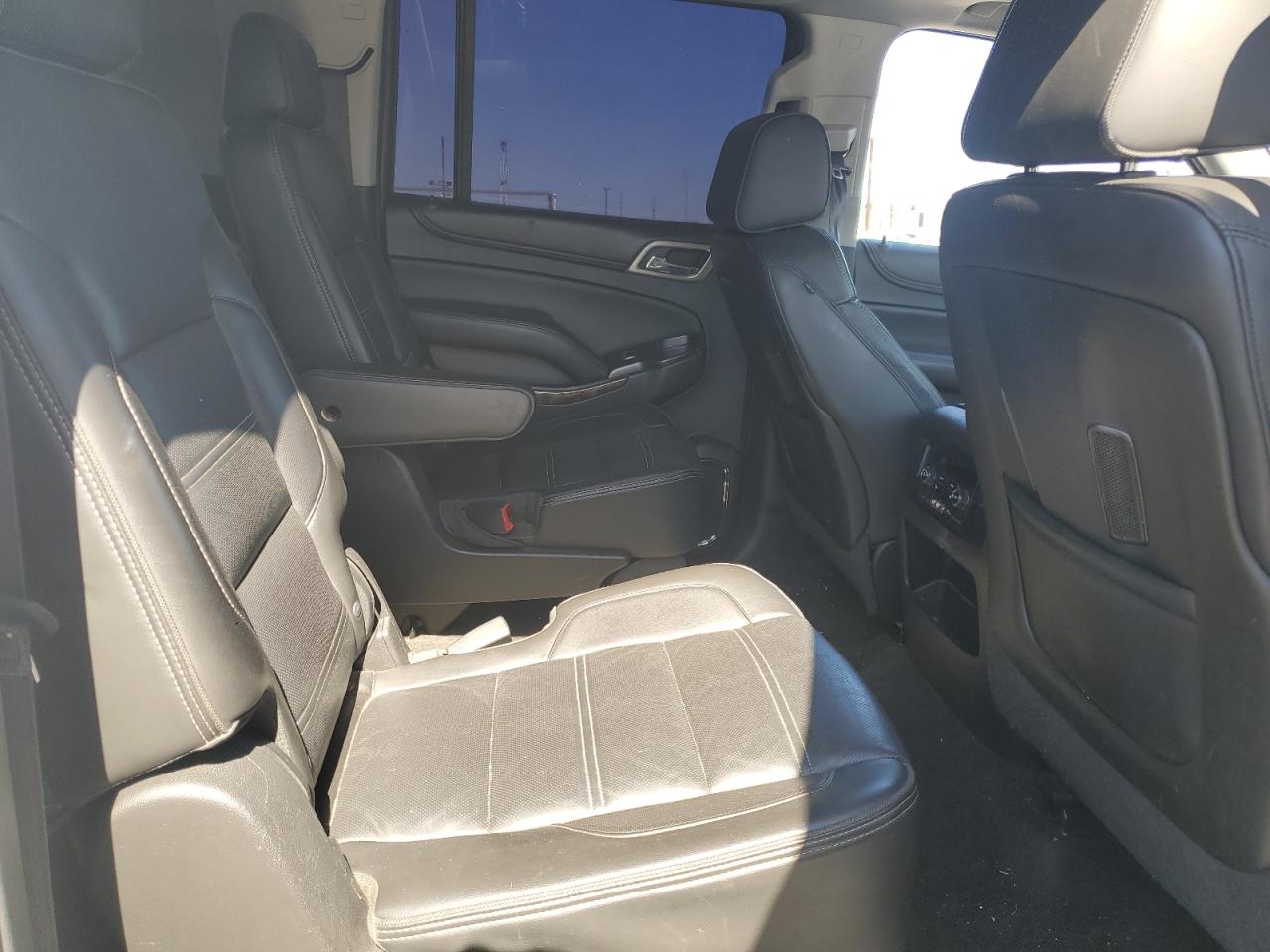 2015 GMC Yukon Xl Denali VIN: 1GKS2JKJ7FR584212 Lot: 64272295