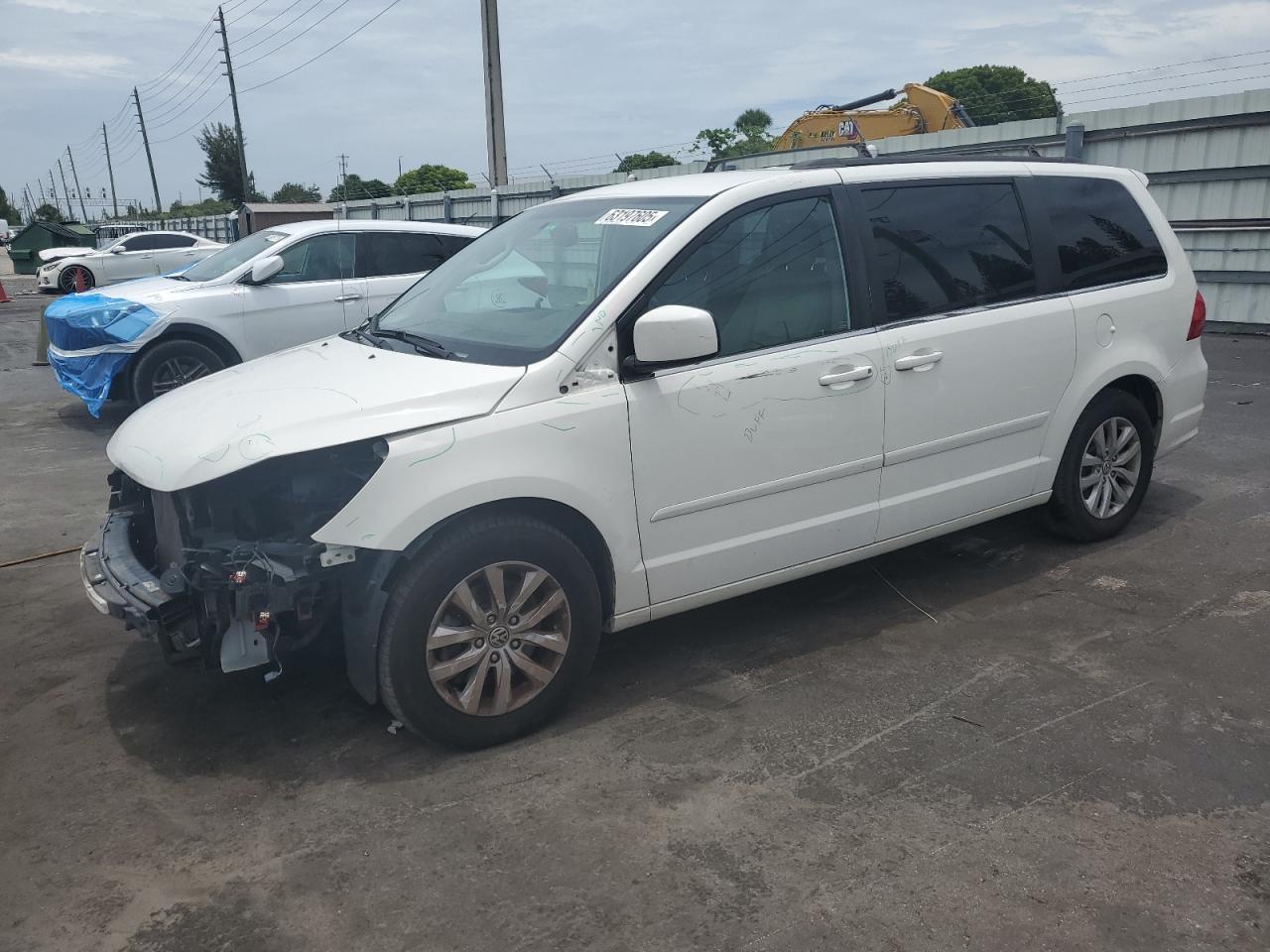 2012 Volkswagen Routan Se