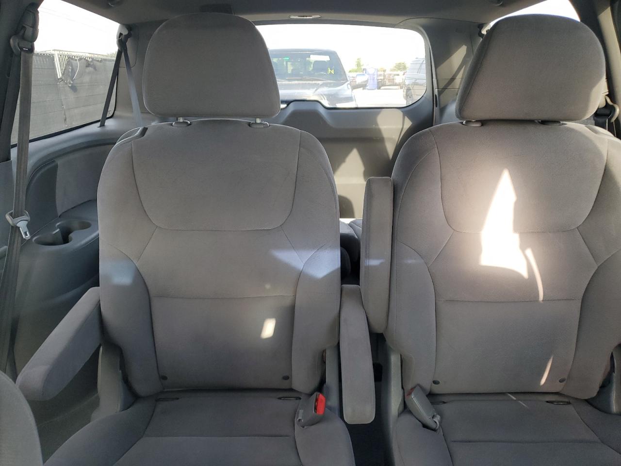 2008 Honda Odyssey Ex VIN: 5FNRL38458B042586 Lot: 65016245