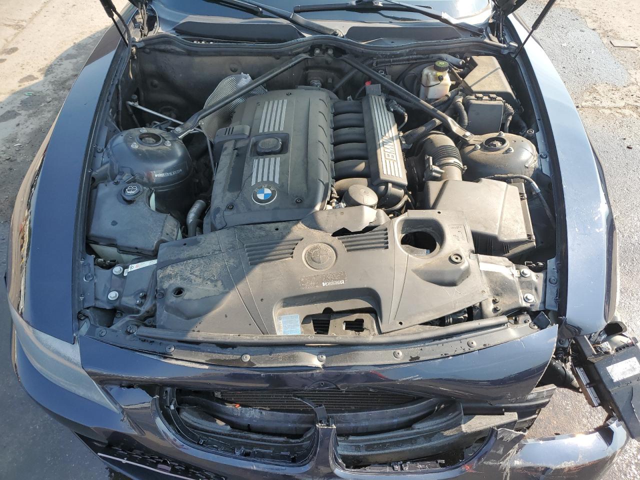 2008 BMW Z4 3.0 VIN: 4USBU33518LW74328 Lot: 65834145