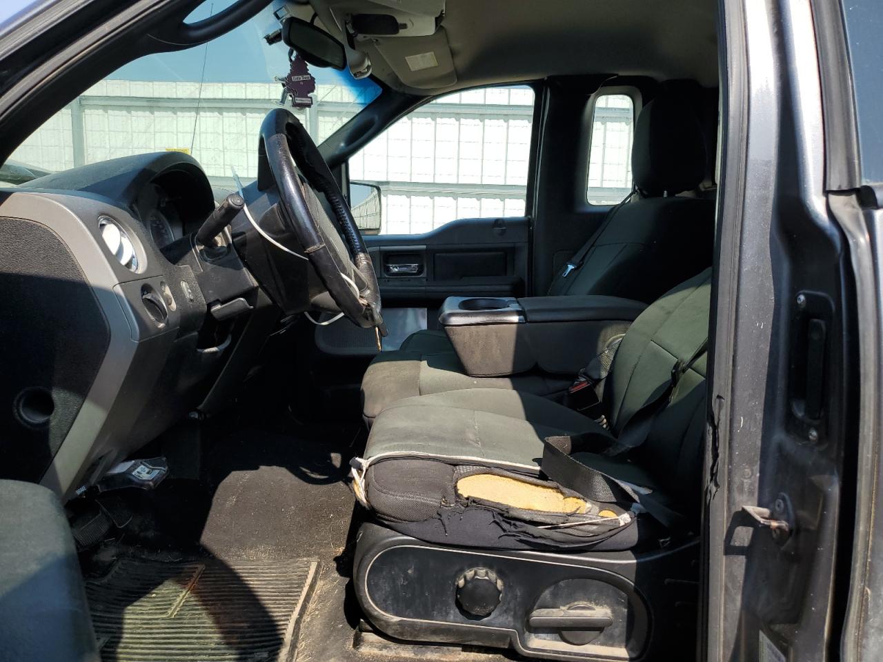 2005 Ford F150 VIN: 1FTRF14575NA15476 Lot: 65002405