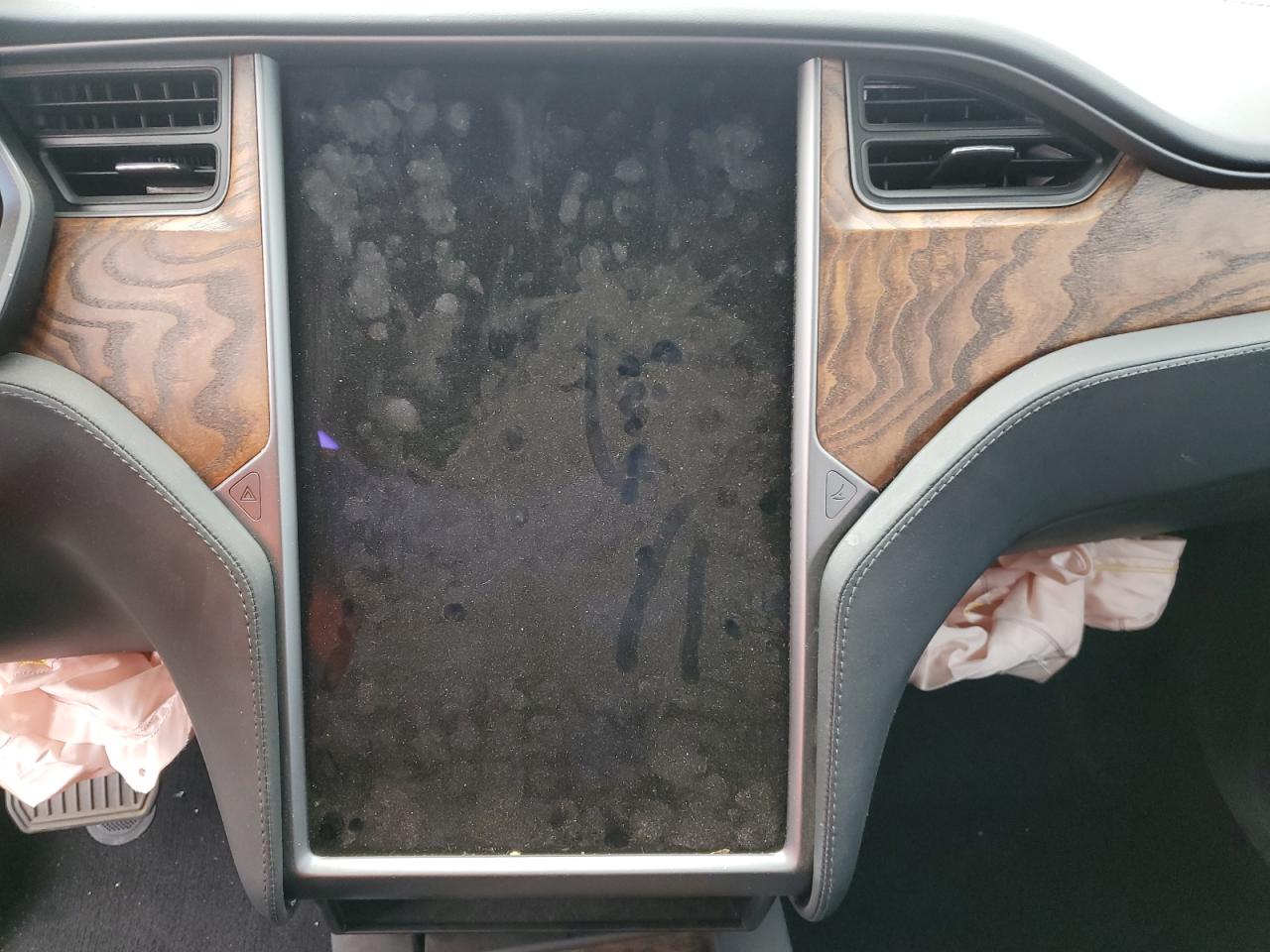 2019 Tesla Model X VIN: 5YJXCDE2XKF189588 Lot: 64865325