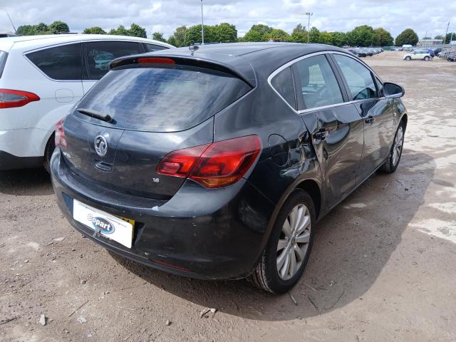 2012 VAUXHALL ASTRA SE