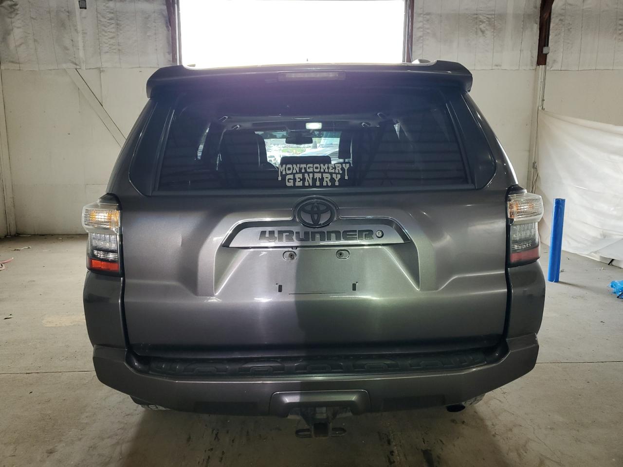 2014 Toyota 4Runner Sr5 VIN: JTEBU5JR4E5191435 Lot: 64203235