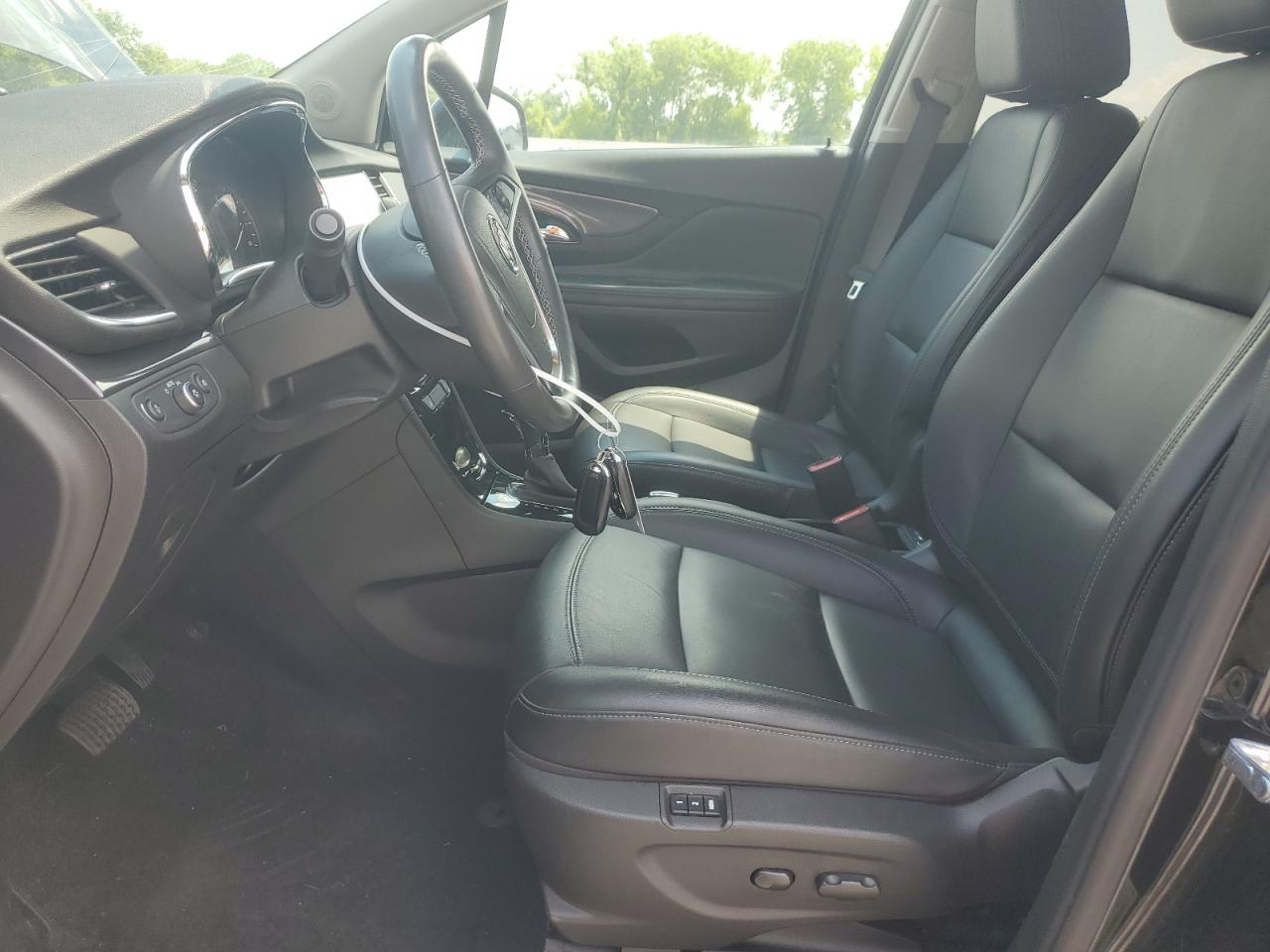 2019 Buick Encore Essence VIN: KL4CJCSM0KB930882 Lot: 63638165