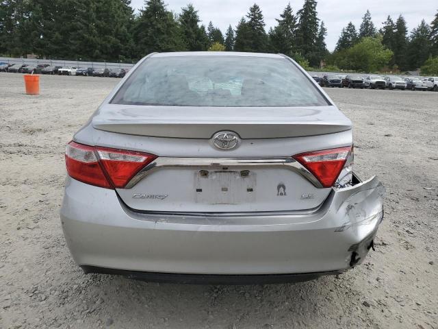  TOYOTA CAMRY 2015 Srebrny