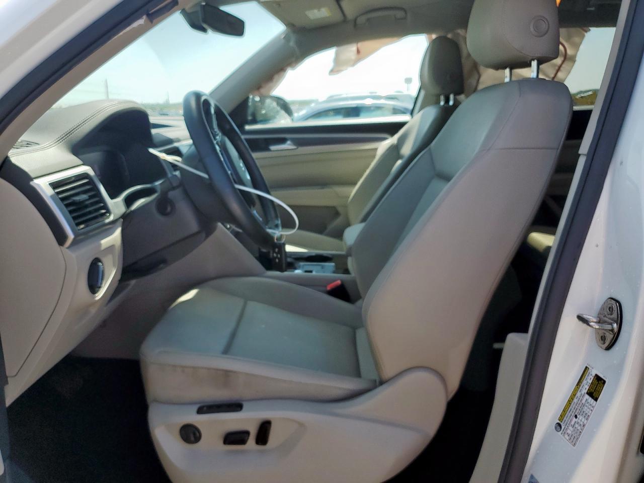 2019 Volkswagen Atlas Sel VIN: 1V2ER2CA2KC576586 Lot: 64265895
