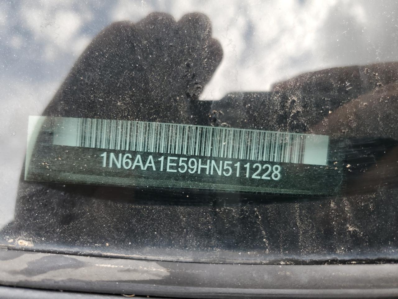 2017 Nissan Titan Sv VIN: 1N6AA1E59HN511228 Lot: 65650075