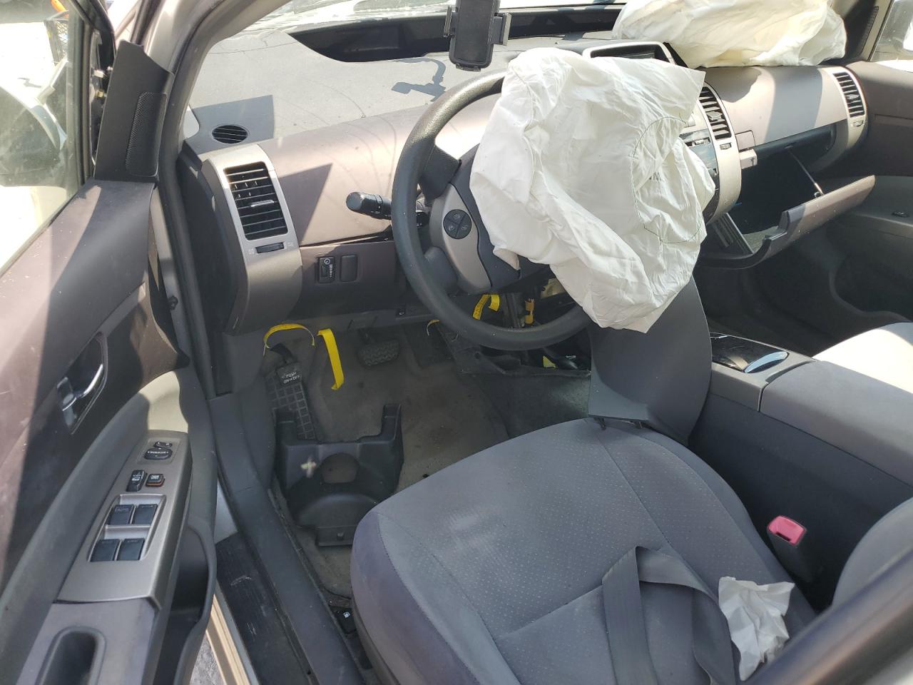 2005 Toyota Prius VIN: JTDKB20U253028972 Lot: 64196575