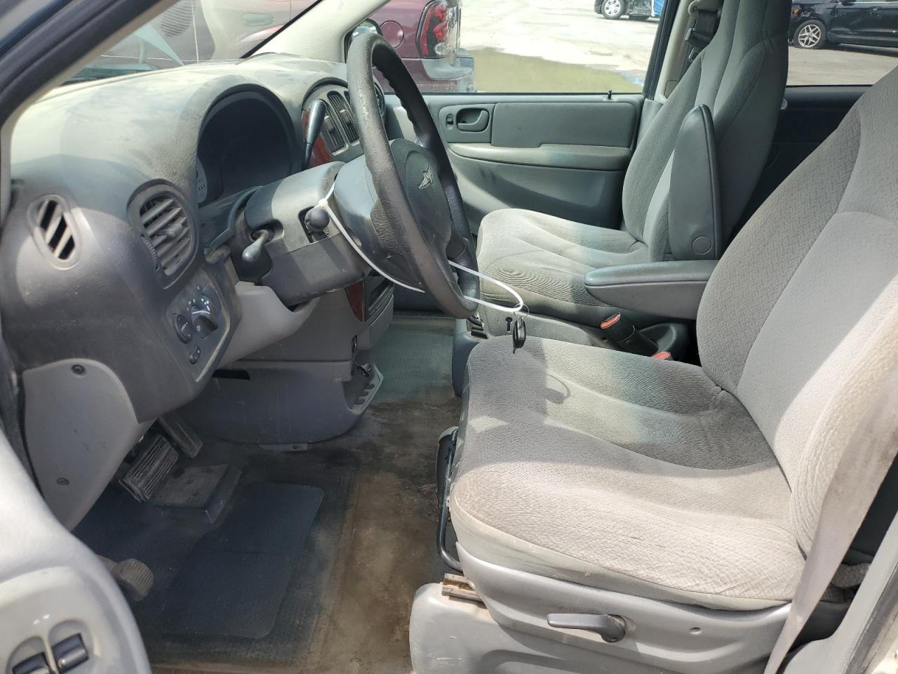 2005 Chrysler Town & Country VIN: 1C4GP45RX5B295113 Lot: 64382925