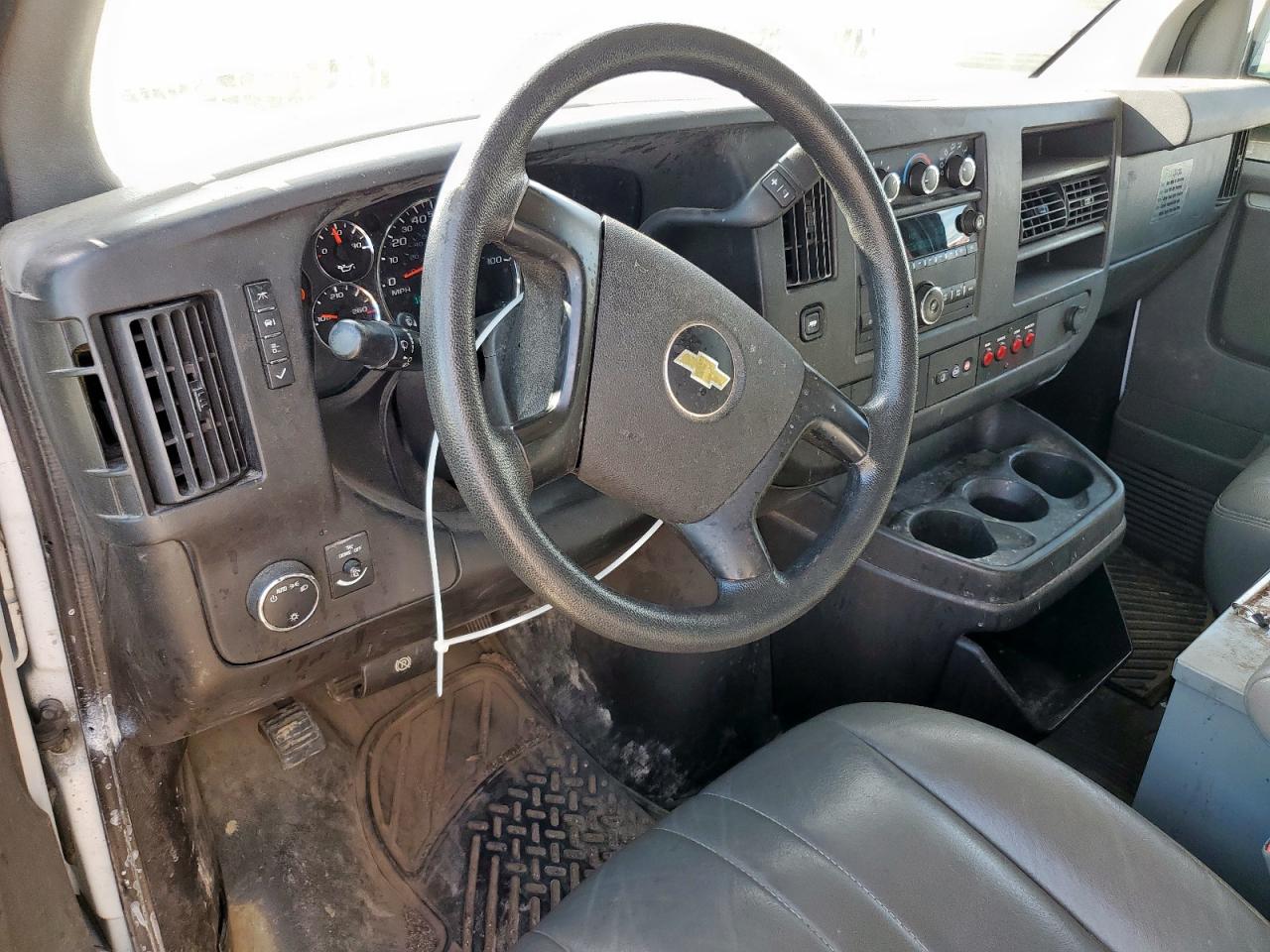 2015 Chevrolet Express G2500 VIN: 1GCWGFCF6F1194870 Lot: 65338375