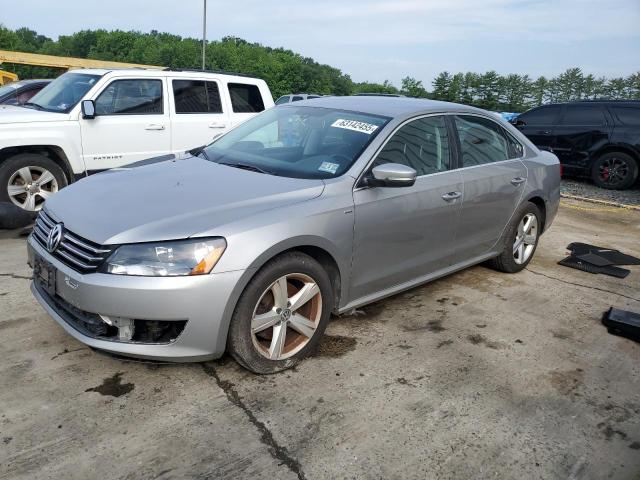 VOLKSWAGEN PASSAT 2014 Srebrny