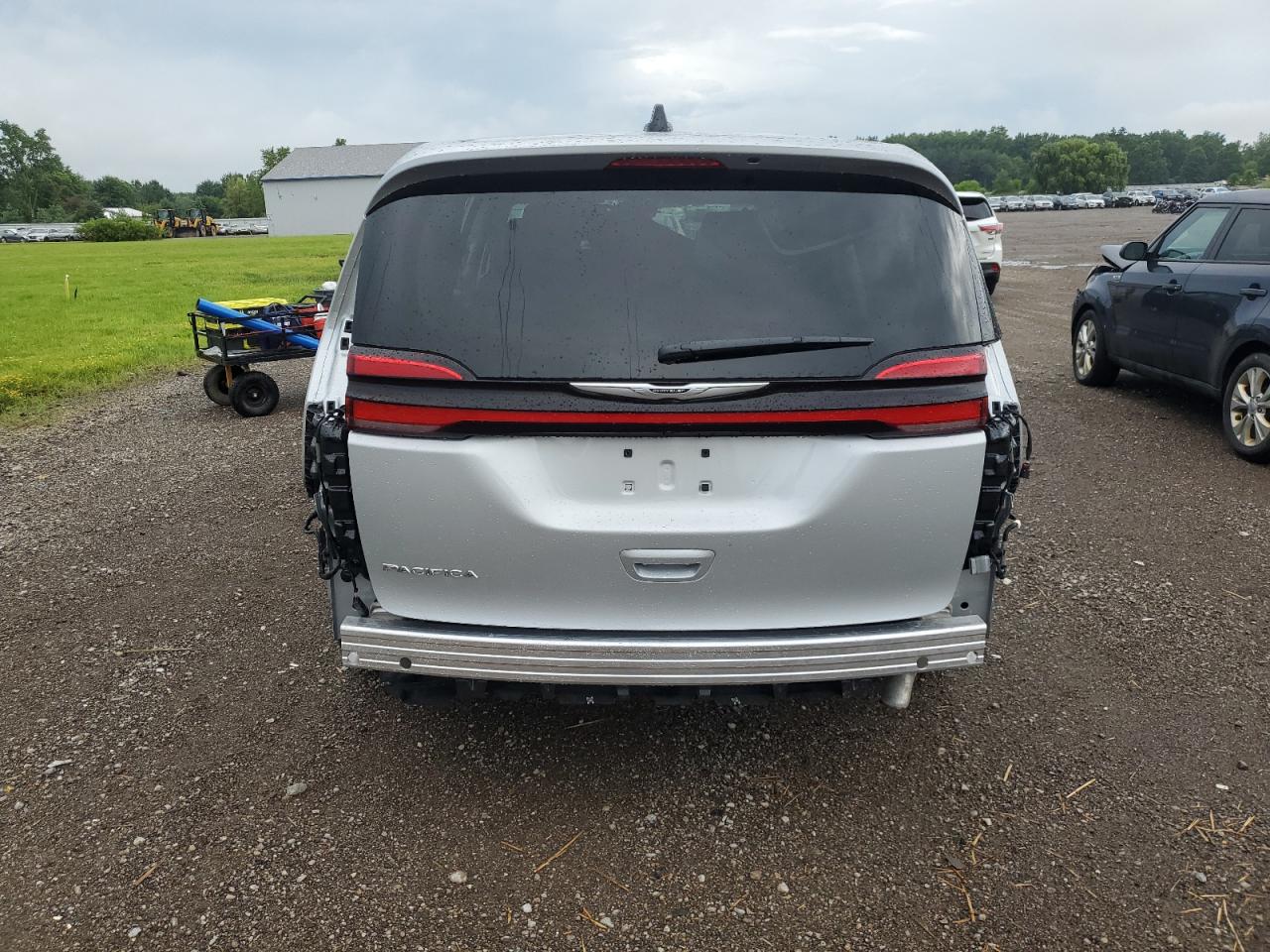 2024 Chrysler Pacifica Touring L VIN: 2C4RC1BG0RR180551 Lot: 63499125