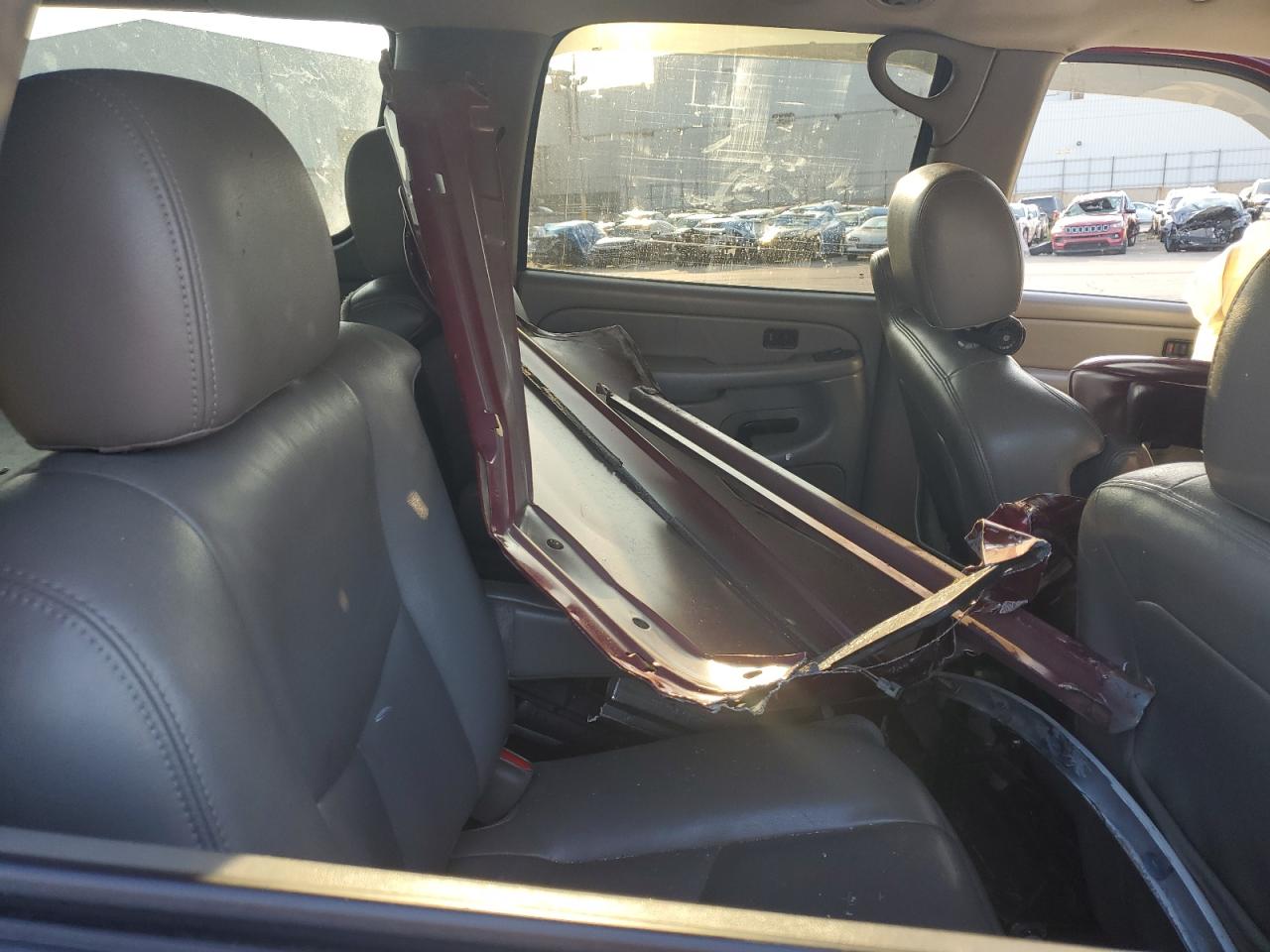 2005 Chevrolet Suburban K2500 VIN: 3GNGK26U25G187797 Lot: 65916375