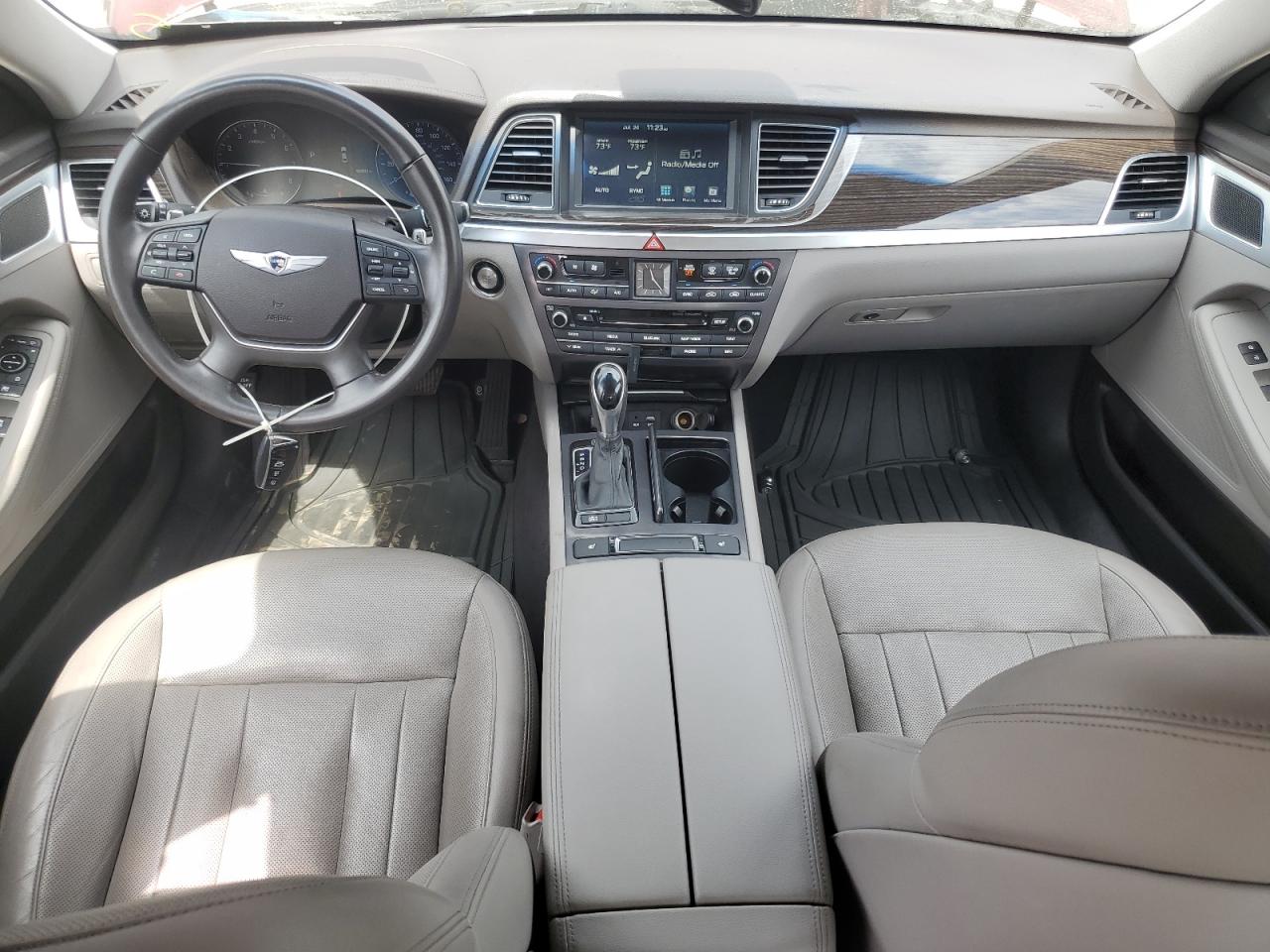 2016 Hyundai Genesis 3.8L VIN: KMHGN4JE3GU117684 Lot: 65574615