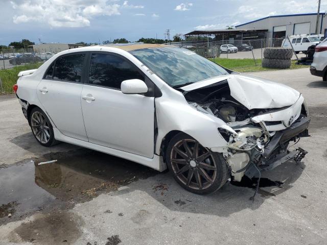  TOYOTA COROLLA 2013 Biały