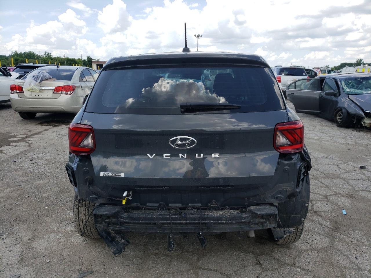 2024 Hyundai Venue Se VIN: KMHRB8A36RU322703 Lot: 64256815