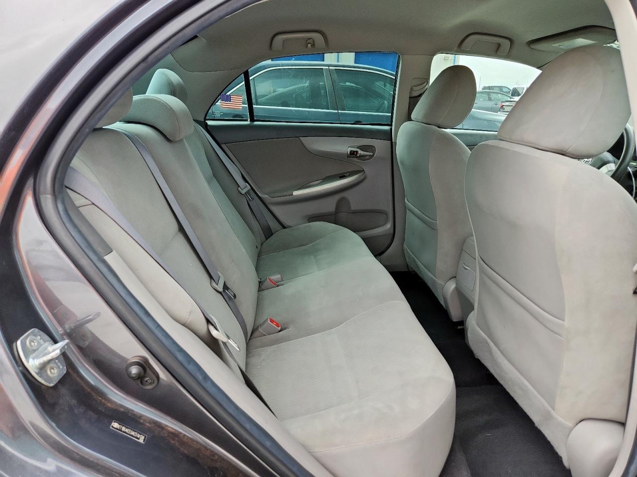 2T1BU4EE0AC514138 2010 Toyota Corolla Base