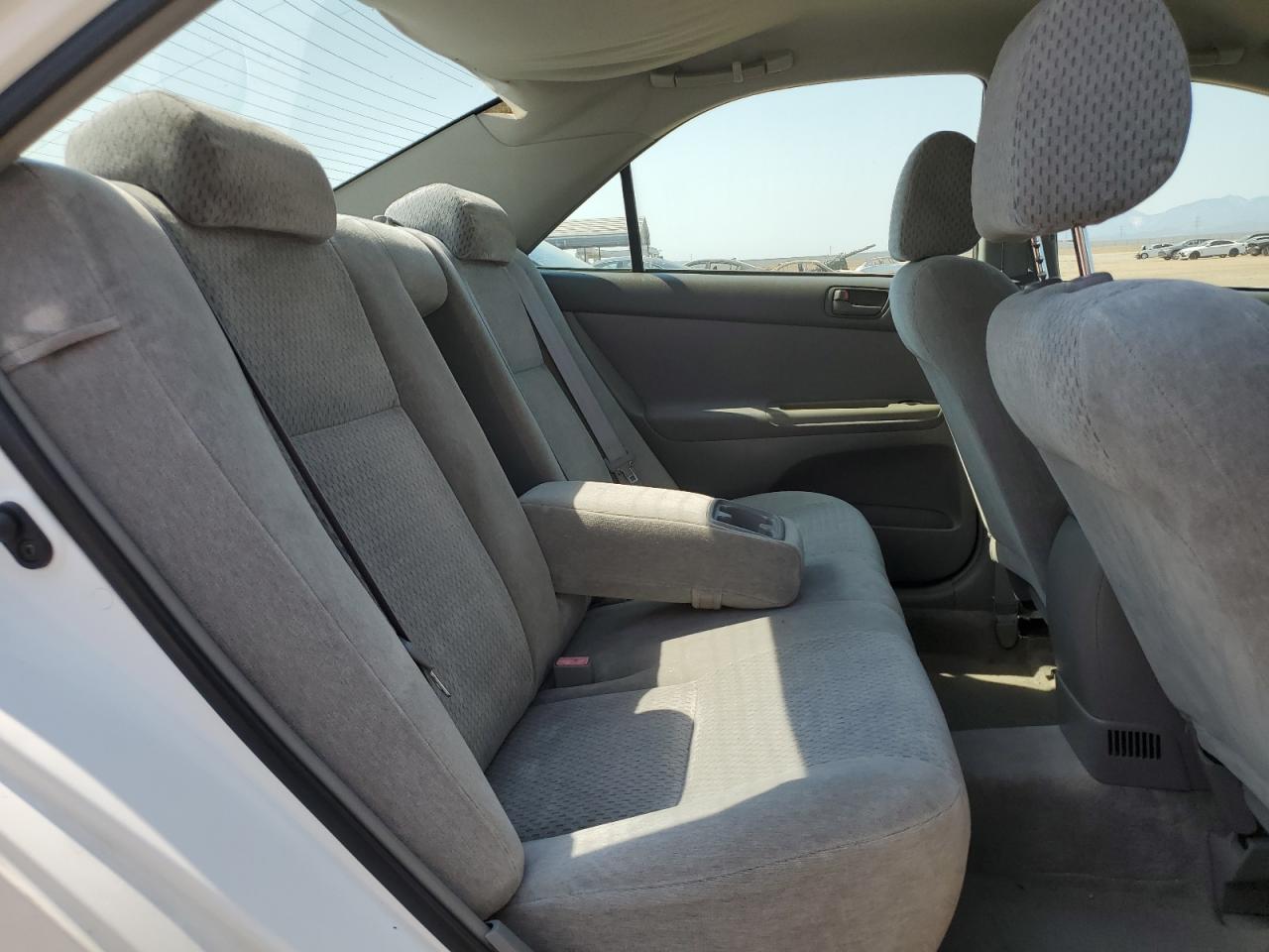 2003 Toyota Camry Le VIN: 4T1BE32K03U120870 Lot: 64857765