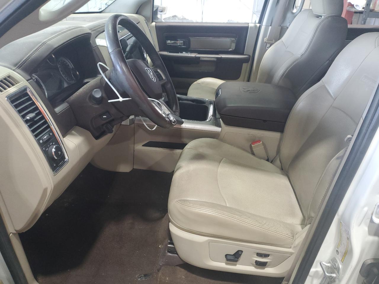 2016 Ram 3500 Laramie VIN: 3C63RRJLXGG377447 Lot: 65759655