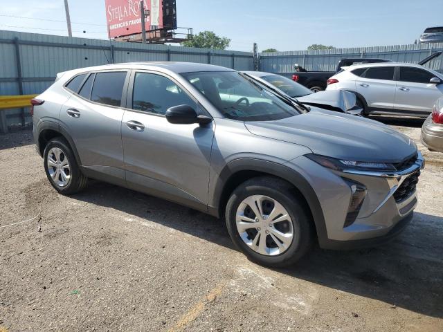  CHEVROLET TRAX 2024 Silver