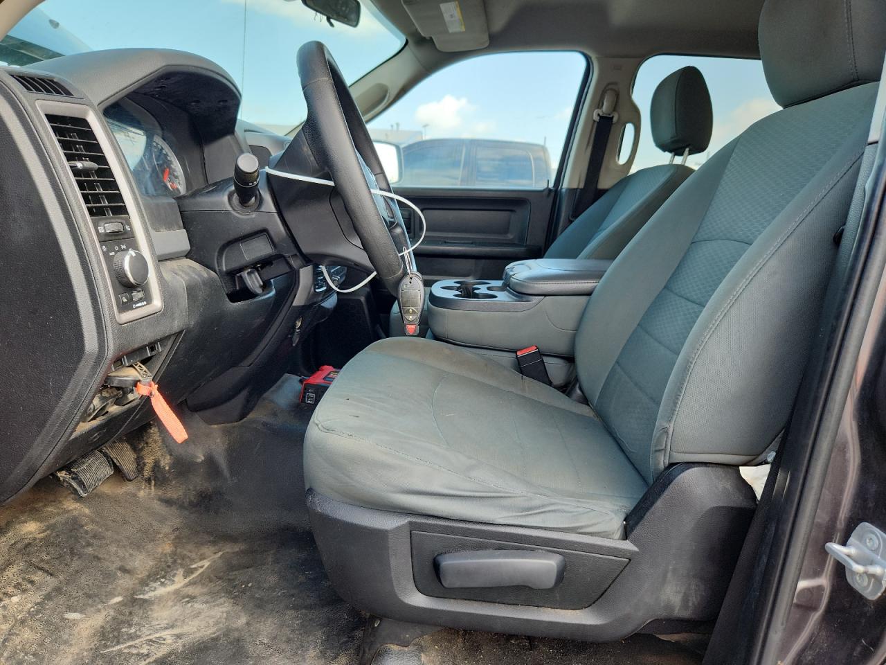 2014 Ram 1500 St VIN: 1C6RR7KG0ES350618 Lot: 63401655