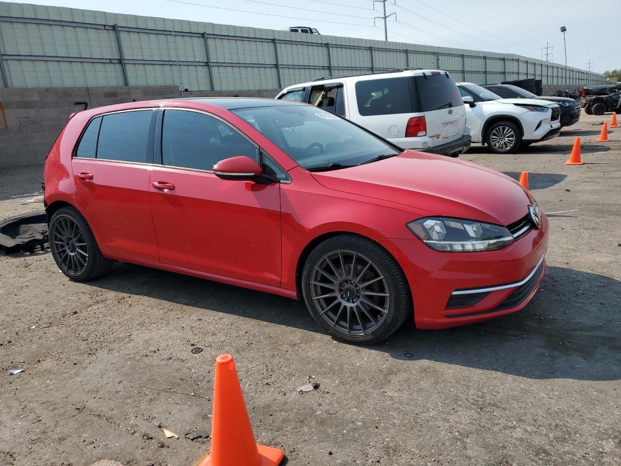 2018 Volkswagen Golf S VIN: 3VWB17AUXJM263754 Lot: 64782365