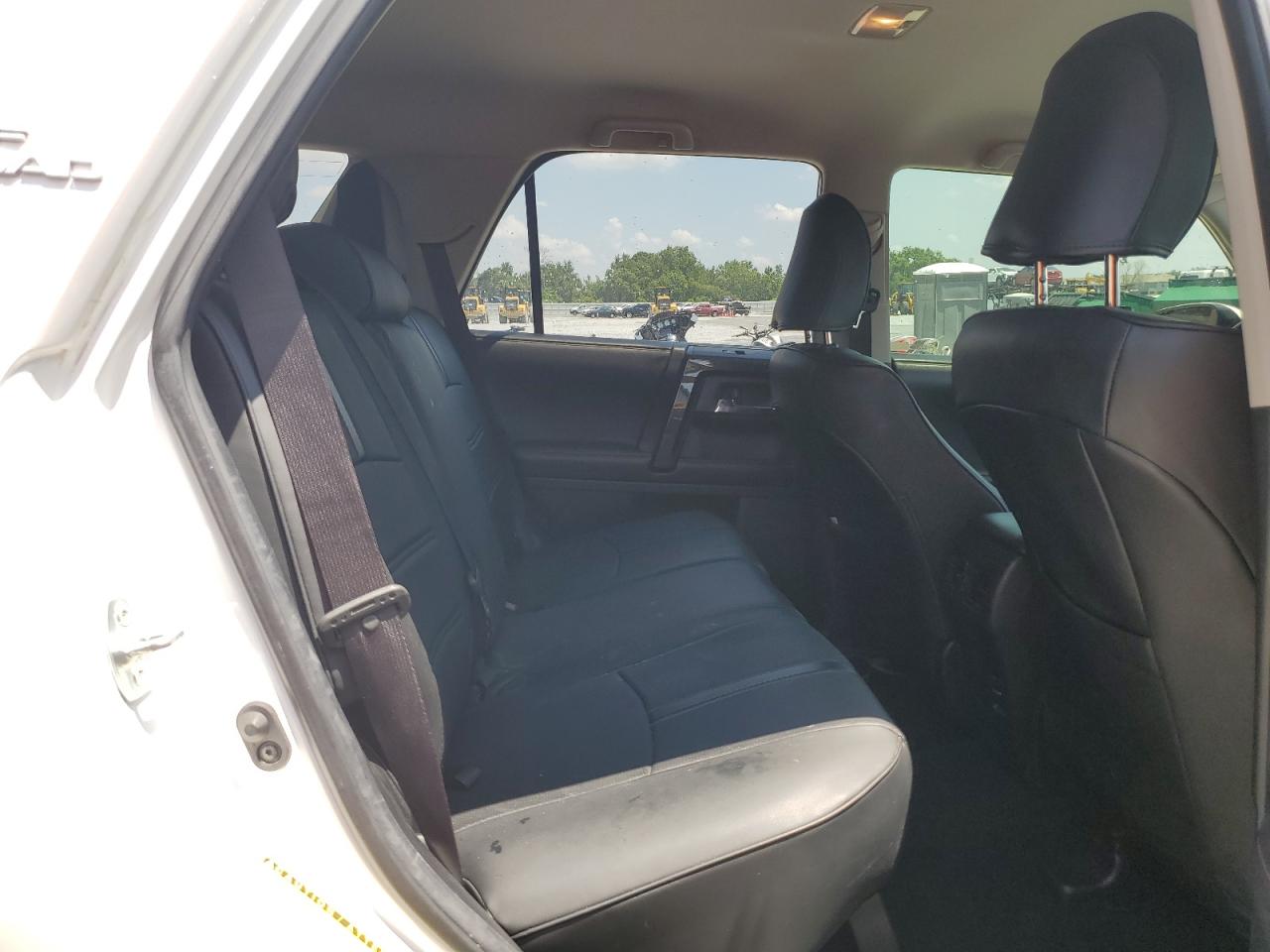 2019 Toyota 4Runner Sr5/Sr5 Premium VIN: JTEBU5JR0K5651363 Lot: 66260605